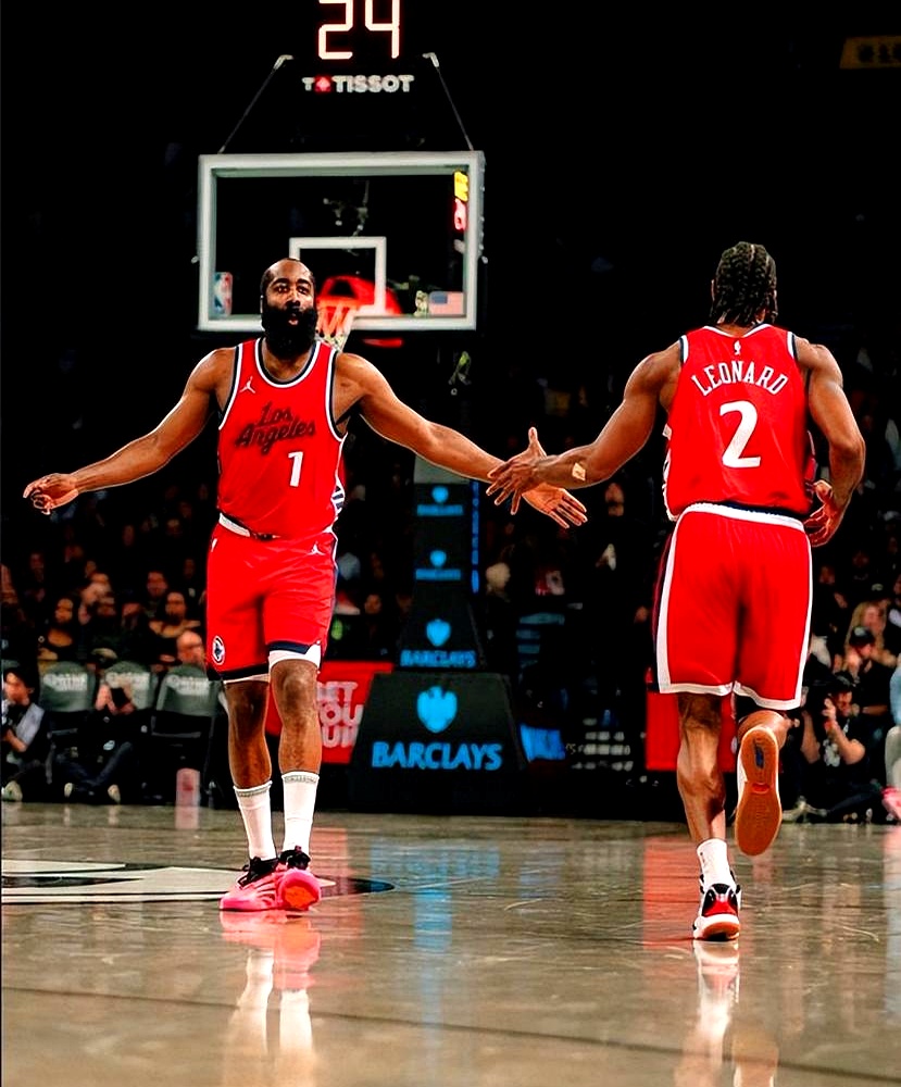 快船险胜步行者，锡安扛起全队