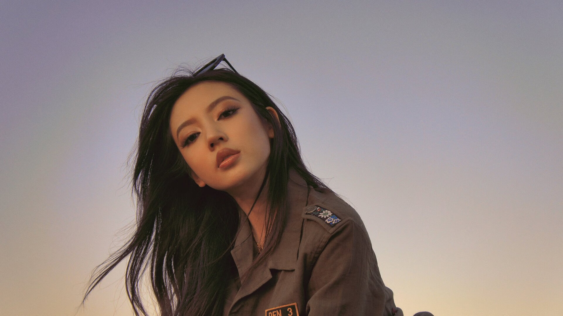 三重奏的足球新时代，金玟哉的爆发与安哥拉式防守的胜利启示