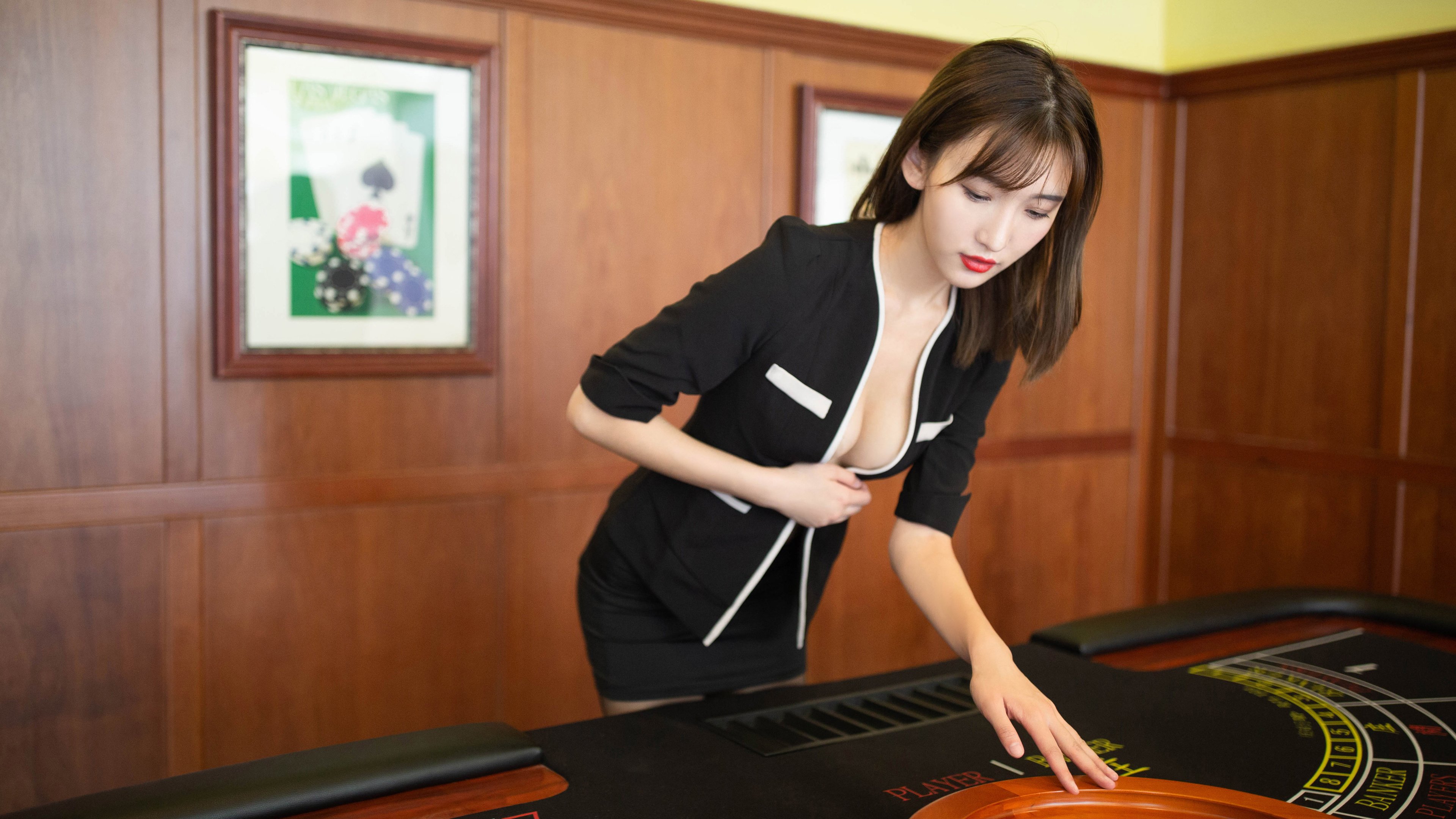 黄潜城墙轰然倒塌，奥利维耶闪电三连击写就诺坎普新传奇